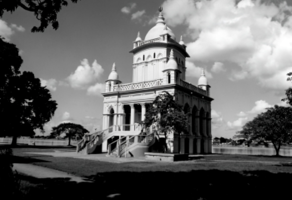 বেলুড় মঠে স্বামী বিবেকানন্দ মন্দির